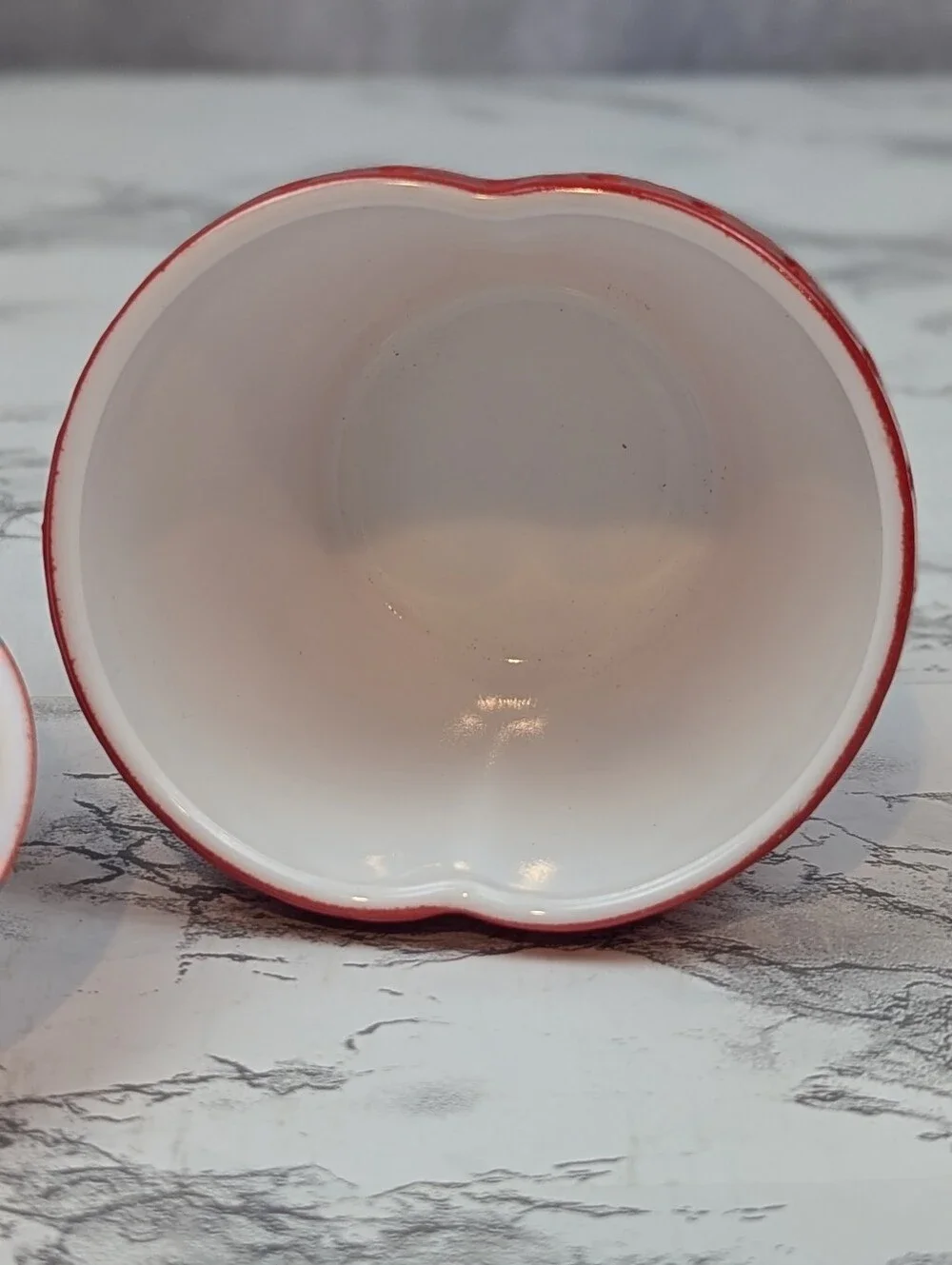 Hazel Atlas Strawberry Milk Glass Lidded Jam Jar Sugar Bowl Cottagecore - Picture 6 of 11